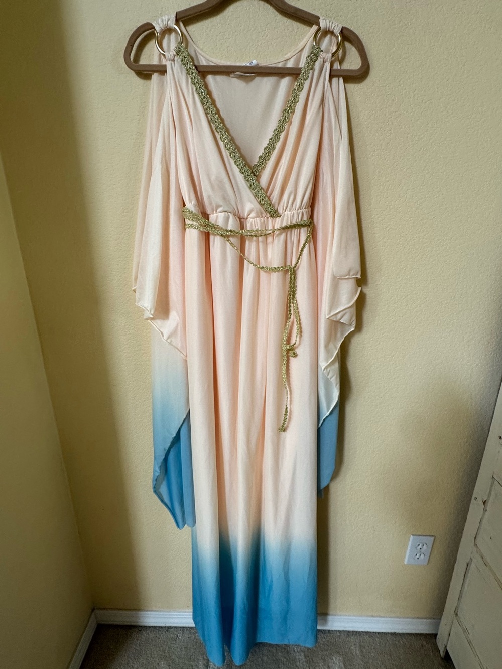 Spirit Halloween Athena Greek Goddess Costume Size XL - Picture 4 of 6